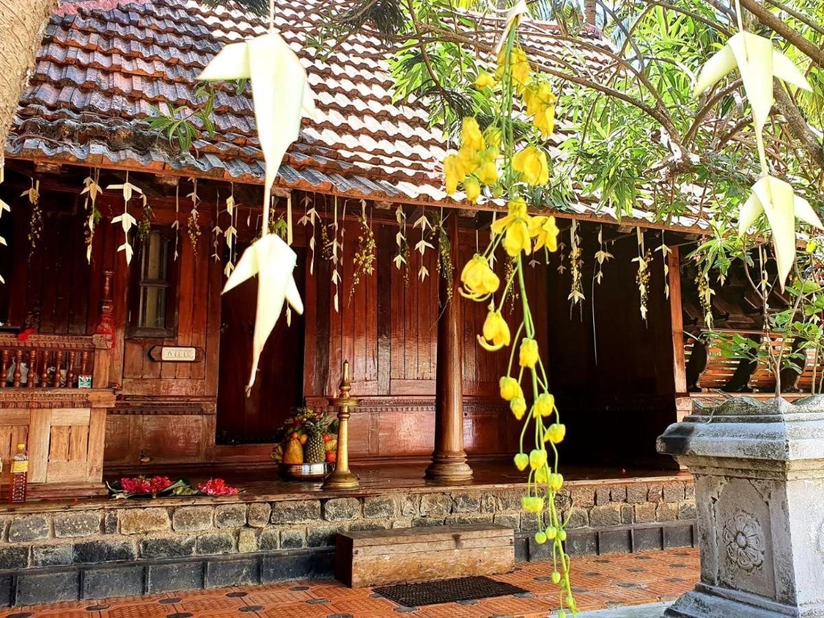 Thriphala Ayurveda Yogashram Apartamento Thiruvananthapuram Exterior foto
